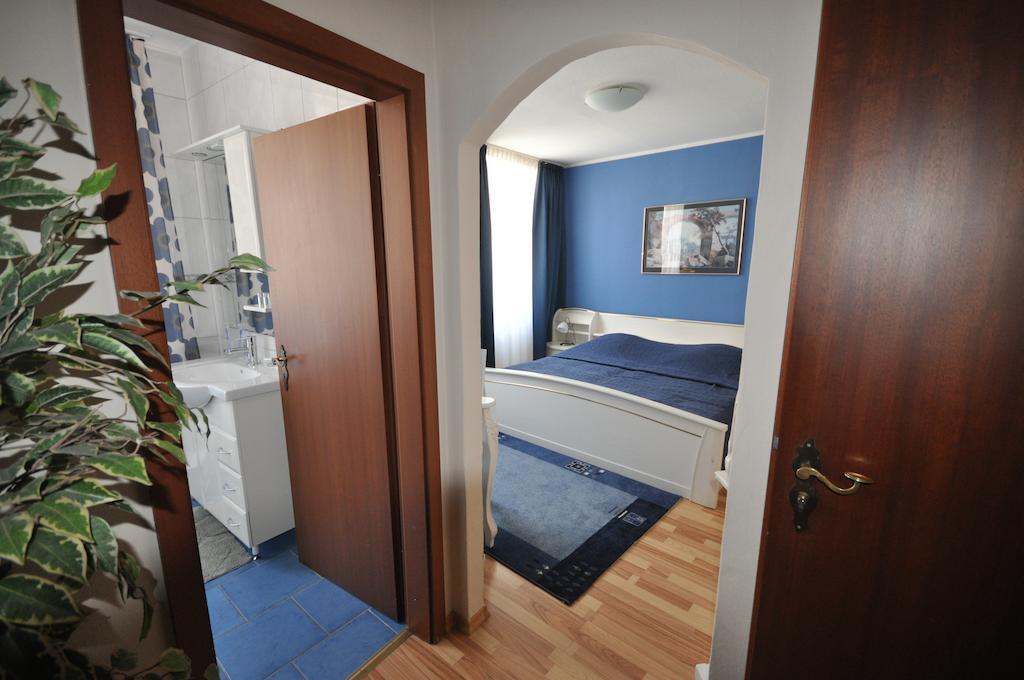 Hotel Restaurant "Athen" Munstermaifeld Bagian luar foto